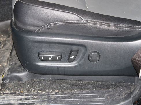 Used 2023 Toyota 4Runner SR5 Premium w/ Moonroof Package image 16