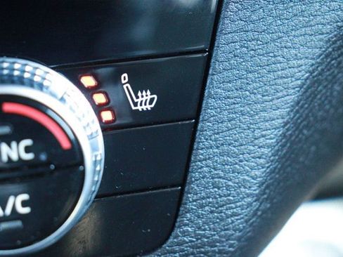 Used 2024 Mitsubishi Outlander SE image 22