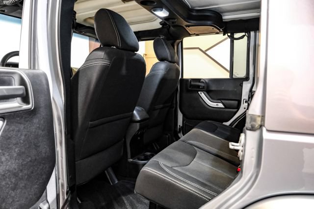 Used 2016 Jeep Wrangler Unlimited Sahara w/ Max Tow Package AWD/4WD image 38