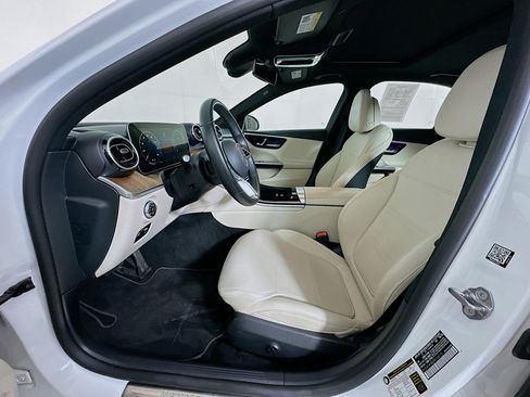 Used 2024 Mercedes-Benz C 300 4MATIC Sedan image 13