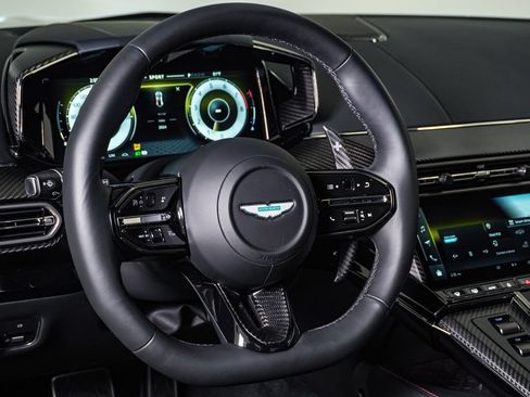 Used 2026 Aston Martin V8 Vantage S RWD image 24