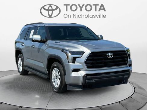 Used 2025 Toyota Sequoia SR5 AWD/4WD image 8
