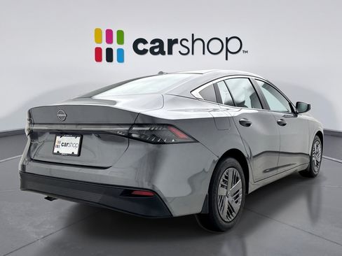 Used 2026 Nissan Sentra S w/ Floor Mat Package FWD image 5