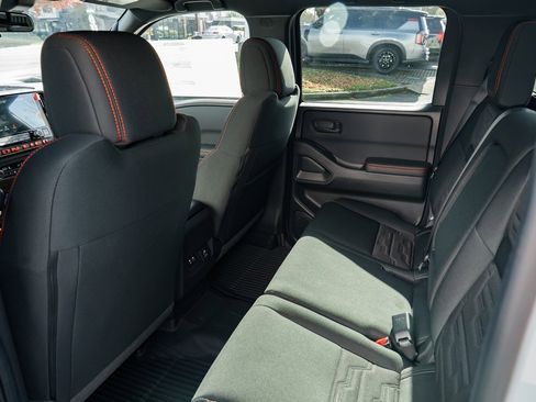 New 2026 Nissan Frontier PRO-4X w/ Pro-4x Convenience Package image 26