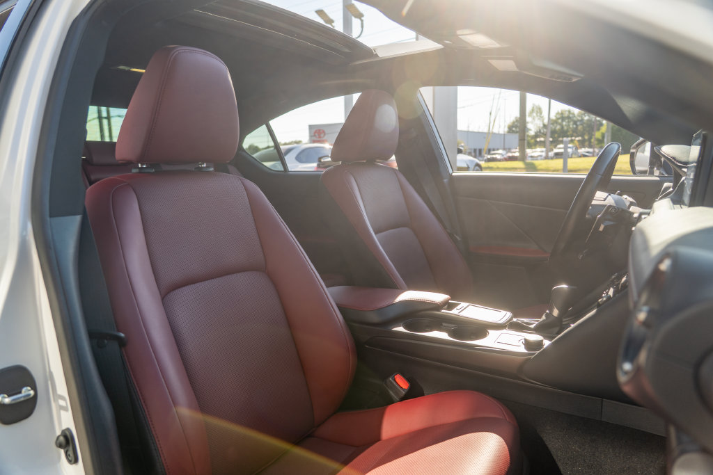 Used 2024 Lexus IS 300 w/ Comfort Package RWD image 18