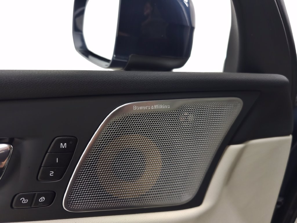 Used 2019 Volvo XC60 T5 Inscription AWD/4WD image 14