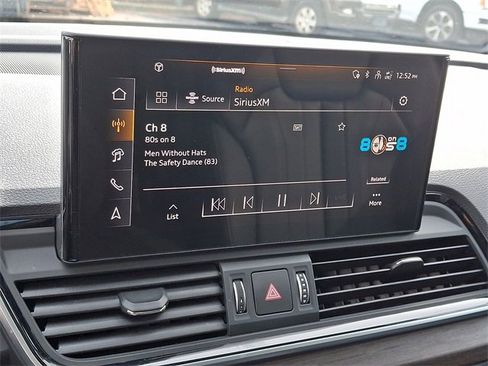 Certified 2025 Audi Q5 2.0T Premium Plus w/ Premium Plus Package image 18