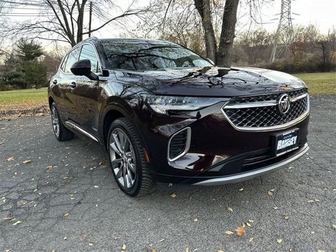 Used 2021 Buick Envision Avenir image 2