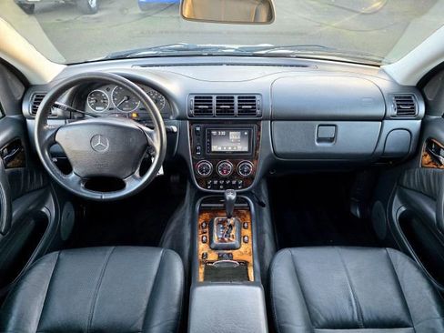 Used 2005 Mercedes-Benz ML 350 4MATIC image 9