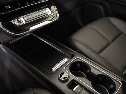 New 2026 Lincoln Corsair Premiere AWD/4WD image 9