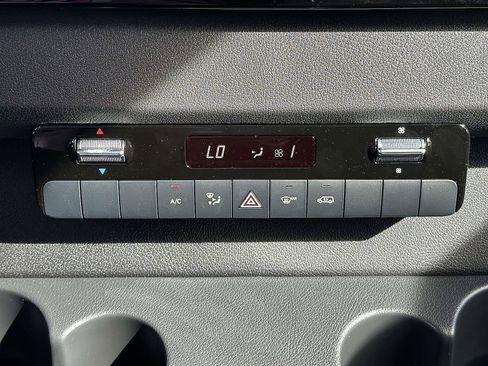 New 2025 Mercedes-Benz Sprinter 2500 image 24