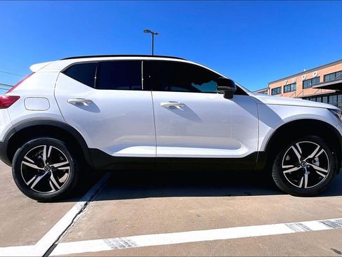 New 2026 Volvo XC40 B5 Core AWD/4WD image 22