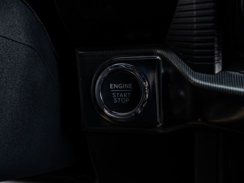 Used 2025 Ford F150 Lariat w/ Equipment Group 502A High image 23