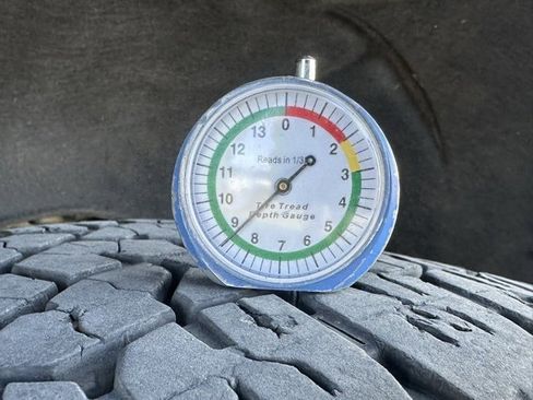 Used 2024 GMC Sierra 3500 AT4 w/ AT4 Premium Plus Package image 31