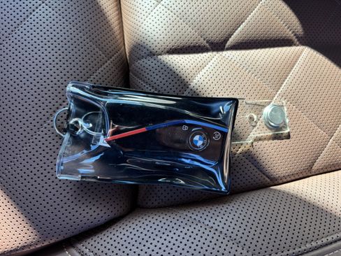 Certified 2025 BMW X5 M60i w/ Executive Package image 38