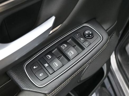 Used 2020 RAM 1500 Rebel AWD/4WD image 15