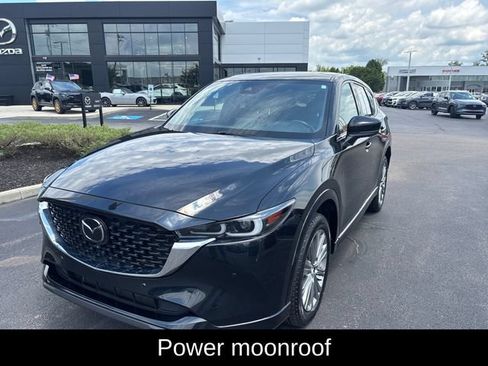Used 2023 MAZDA CX-5 Signature AWD/4WD image 2