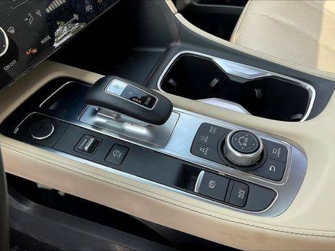 Certified 2023 INFINITI QX60 Sensory w/ Vision Package AWD/4WD image 17