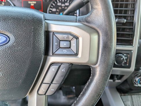 Certified 2020 Ford F350 Lariat w/ Lariat Ultimate Package image 22