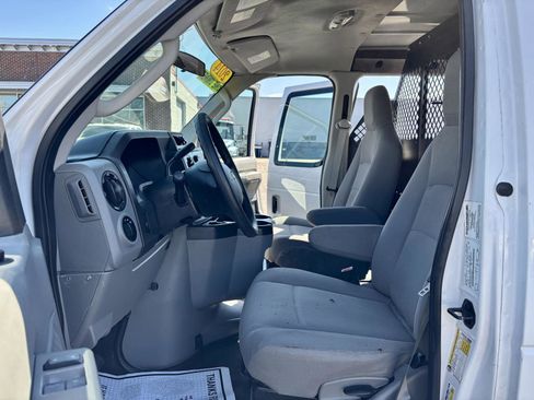 Used 2014 Ford E-150 and Econoline 150 w/ Power Group RWD image 2