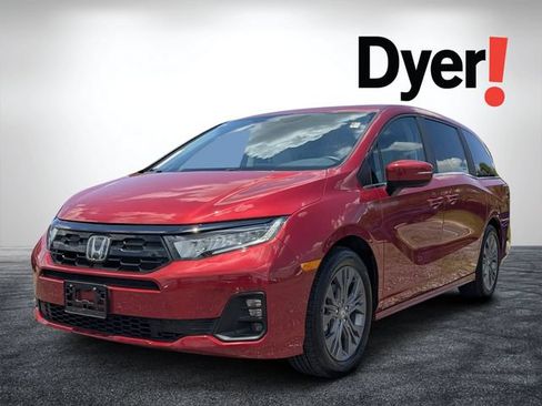 Used 2025 Honda Odyssey Touring image 9