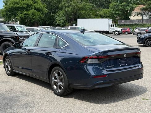Used 2023 Honda Accord EX image 8