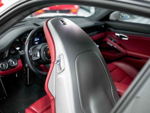 Used 2018 Porsche 911 Carrera GTS RWD image 47