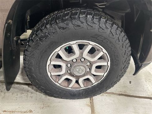 Certified 2019 RAM 2500 Limited w/ Cold Weather Group image 10