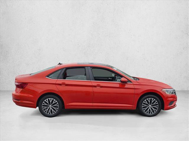 Used 2020 Volkswagen Jetta SE w/ SE Cold Weather Package FWD image 4