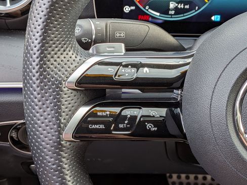 Used 2023 Mercedes-Benz E 450 Cabriolet image 15