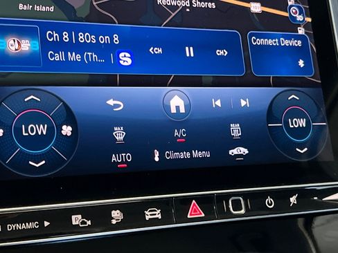 Certified 2025 Mercedes-Benz GLC 350e 4MATIC image 24