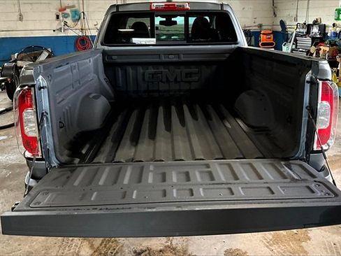 Used 2022 GMC Canyon Elevation image 30