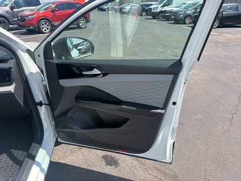 Used 2023 Volkswagen Taos S w/ Driver Assistance Package FWD image 34
