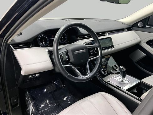 Used 2023 Land Rover Range Rover Evoque SE AWD/4WD image 17