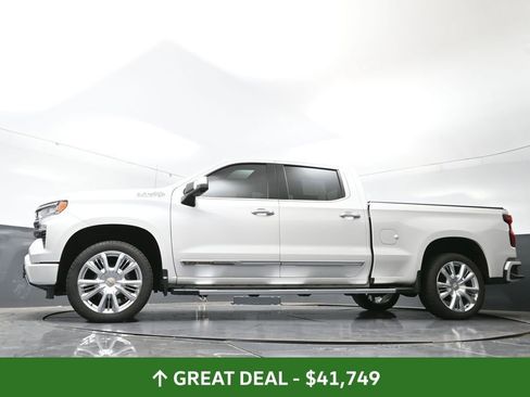 Used 2022 Chevrolet Silverado 1500 High Country w/ High Country Premium Package image 58