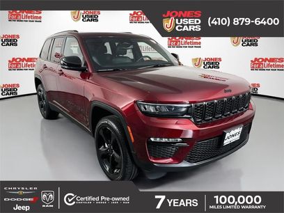 Used 2024 Jeep Grand Cherokee Limited w/ Black Appearance Package