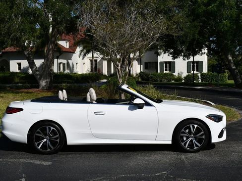 Used 2024 Mercedes-Benz CLE 300 4MATIC Cabriolet w/ Driver Assistance Package image 41