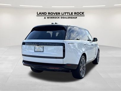New 2025 Land Rover Range Rover SE