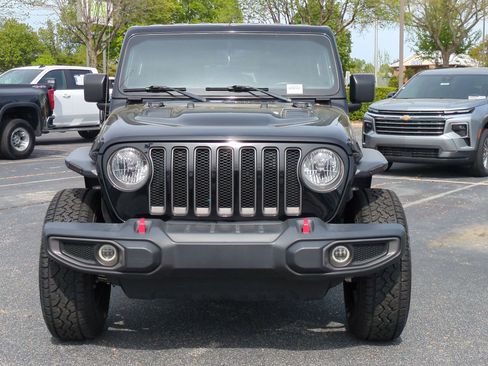 Used 2022 Jeep Wrangler Unlimited Rubicon AWD/4WD image 3