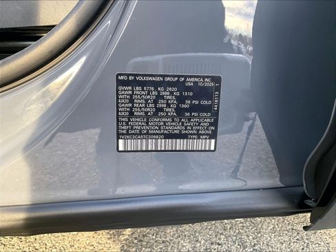 New 2026 Volkswagen Atlas Cross Sport SE image 17