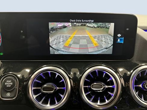 Certified 2023 Mercedes-Benz GLA 250 4MATIC image 24