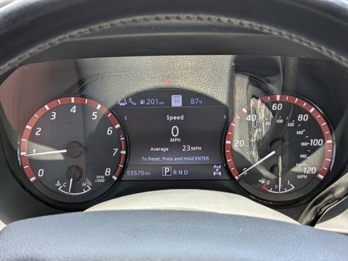 Used 2021 Nissan Titan PRO-4X w/ Pro-4x Convenience Package AWD/4WD image 29