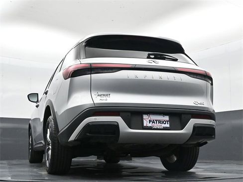 Used 2023 INFINITI QX60 Luxe image 36