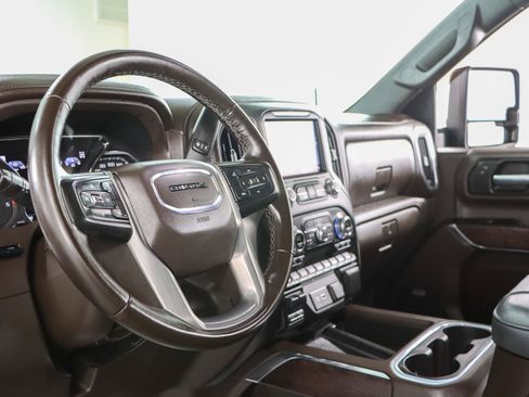 Used 2023 GMC Sierra 2500 Denali w/ Denali Ultimate Package image 27