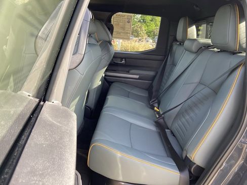 Used 2025 Toyota Tacoma 4x4 Double Cab Hybrid image 16