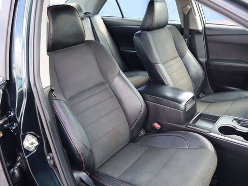 Used 2016 Toyota Camry SE FWD image 13
