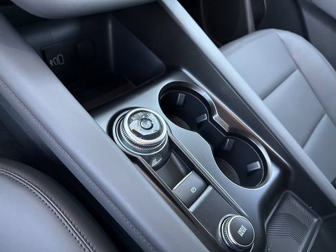 New 2026 Ford Explorer Active w/ Active Comfort Package RWD image 40