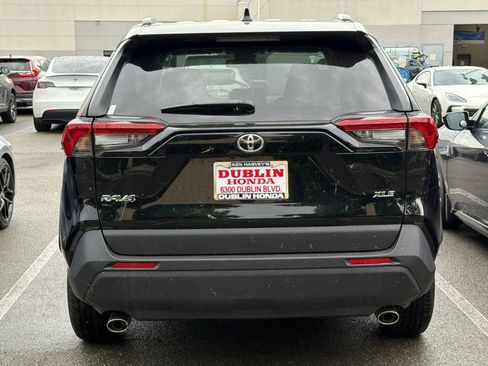 Used 2024 Toyota RAV4 XLE w/ Convenience Package image 6