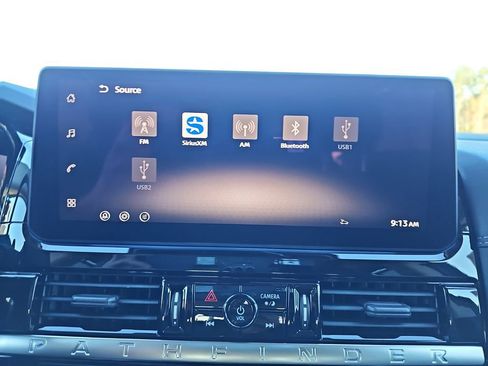 New 2026 Nissan Pathfinder Platinum w/ Accent Package FWD image 26