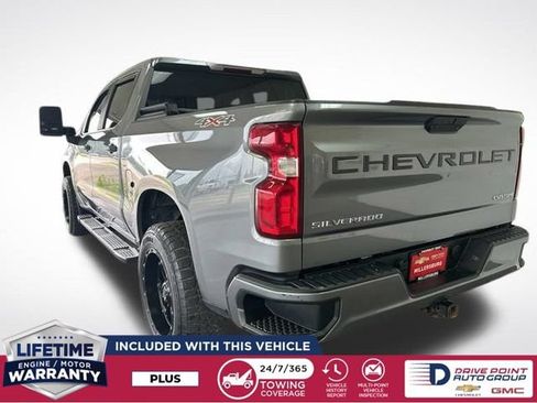 Used 2020 Chevrolet Silverado 1500 Custom w/ Custom Value Package AWD/4WD image 6